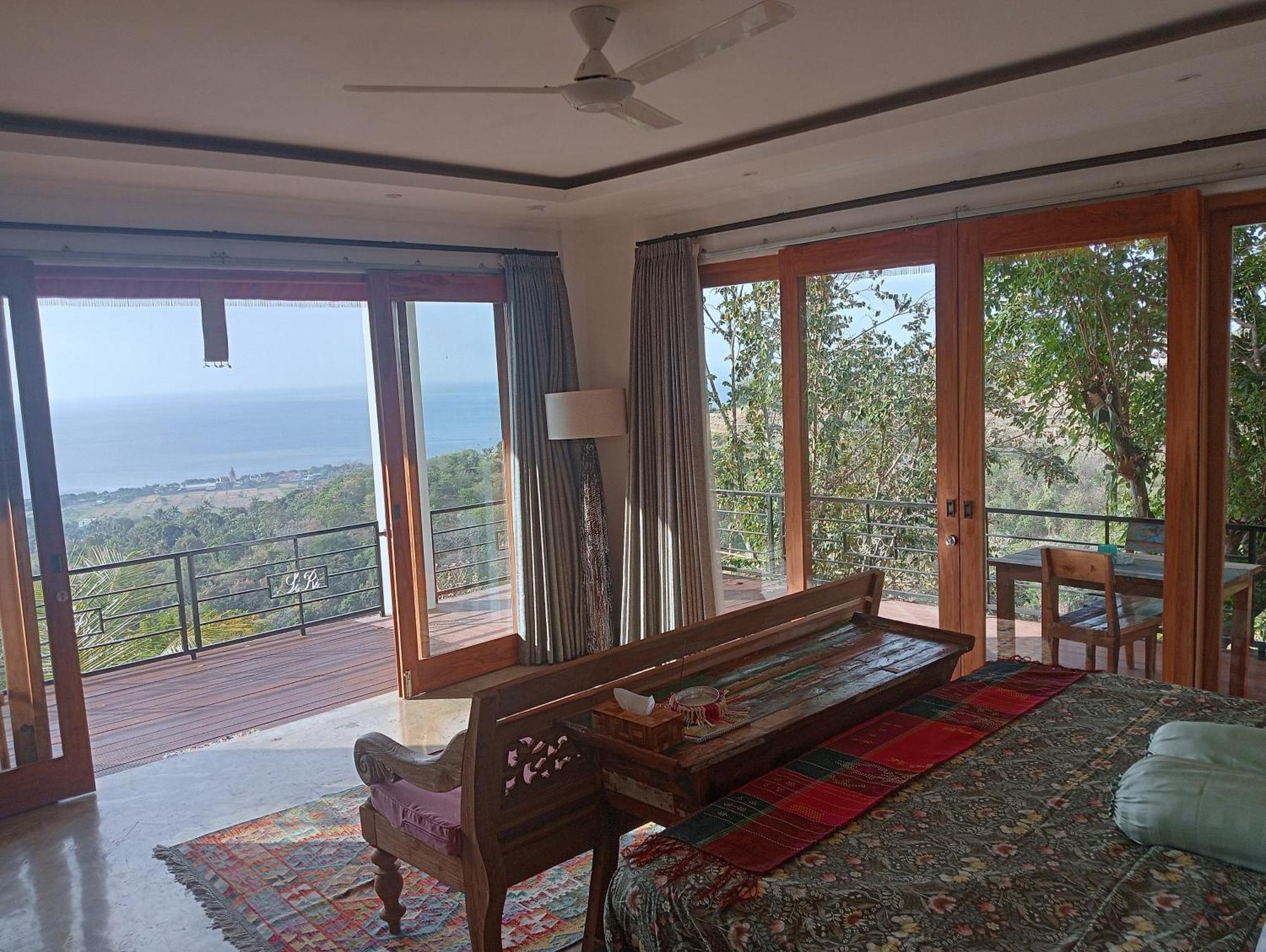 Liri Villa - Ocean, Hills, Valley View Ловина Экстерьер фото